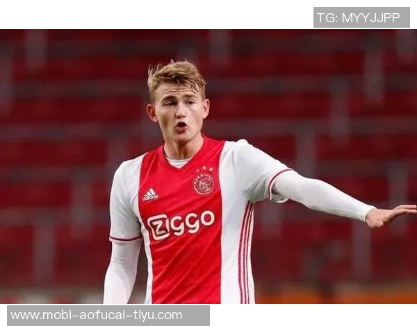 荷兰国家队中后场实力强大德里赫特无缘大名单引发热议 荷兰国家队中后场实力强大德里赫特无缘大名单引发热议