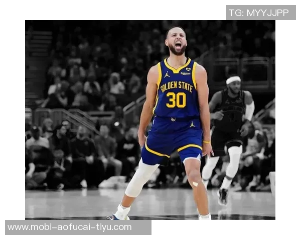 库里谈41分钟比赛表现身体状态良好明日背靠背出战仍需观察