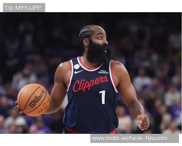 哈登独自领军快船迎战绿军小卡因伤缺席第七场比赛 哈登独自领军快船迎战绿军小卡因伤缺席第七场比赛