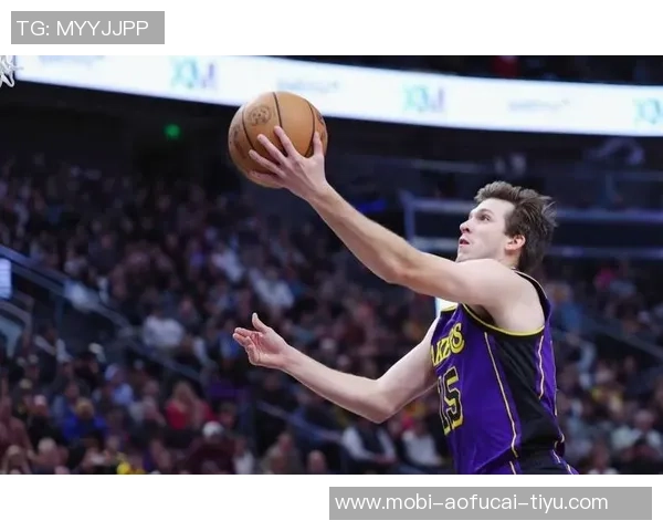 里夫斯赛后自责最后一攻失误以为球队落后1分责任在我肩上 里夫斯赛后自责最后一攻失误以为球队落后1分责任在我肩上